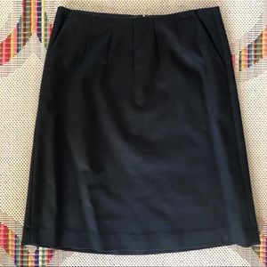 Black Banana Republic pencil skirt - 2